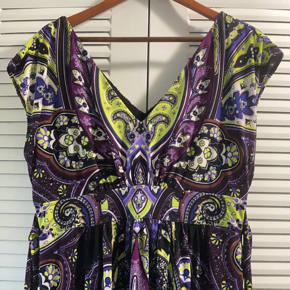 iCE, women’s size 6, high waisted, top lined, tie bow, flowing, mod,  Vneck